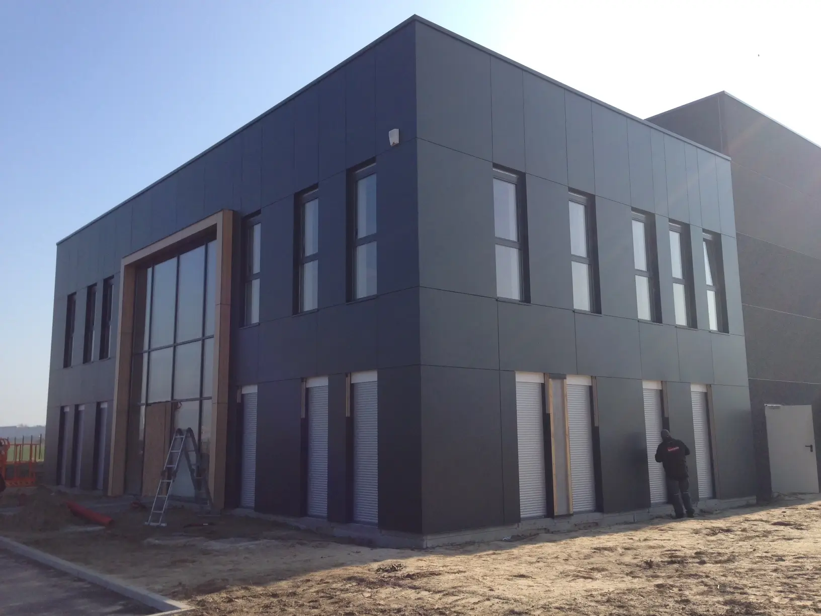 Chantier EurEquip – bardage et couverture Norétanche – photo 14
