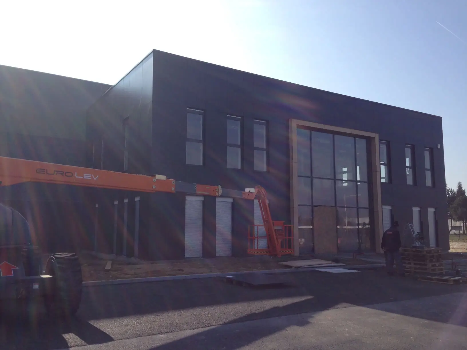 Chantier EurEquip – bardage et couverture Norétanche – photo 13