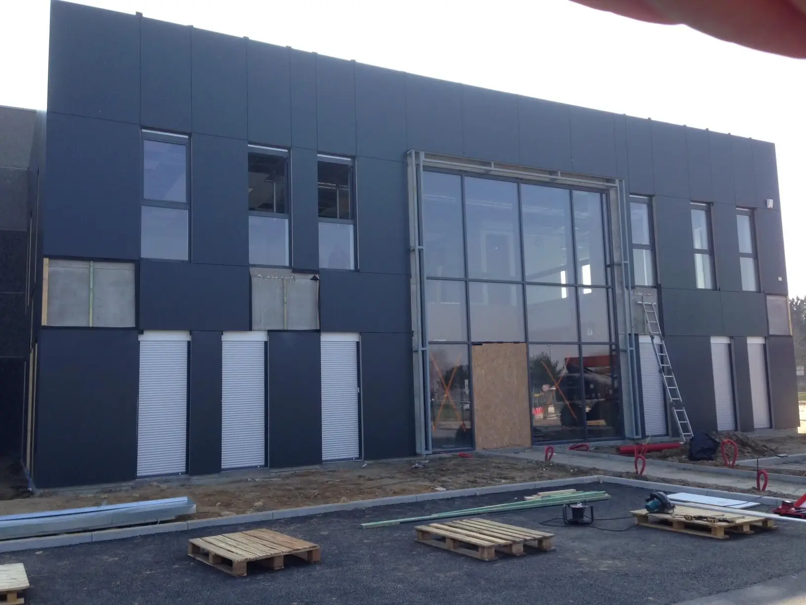 Chantier EurEquip – bardage et couverture Norétanche – photo 6