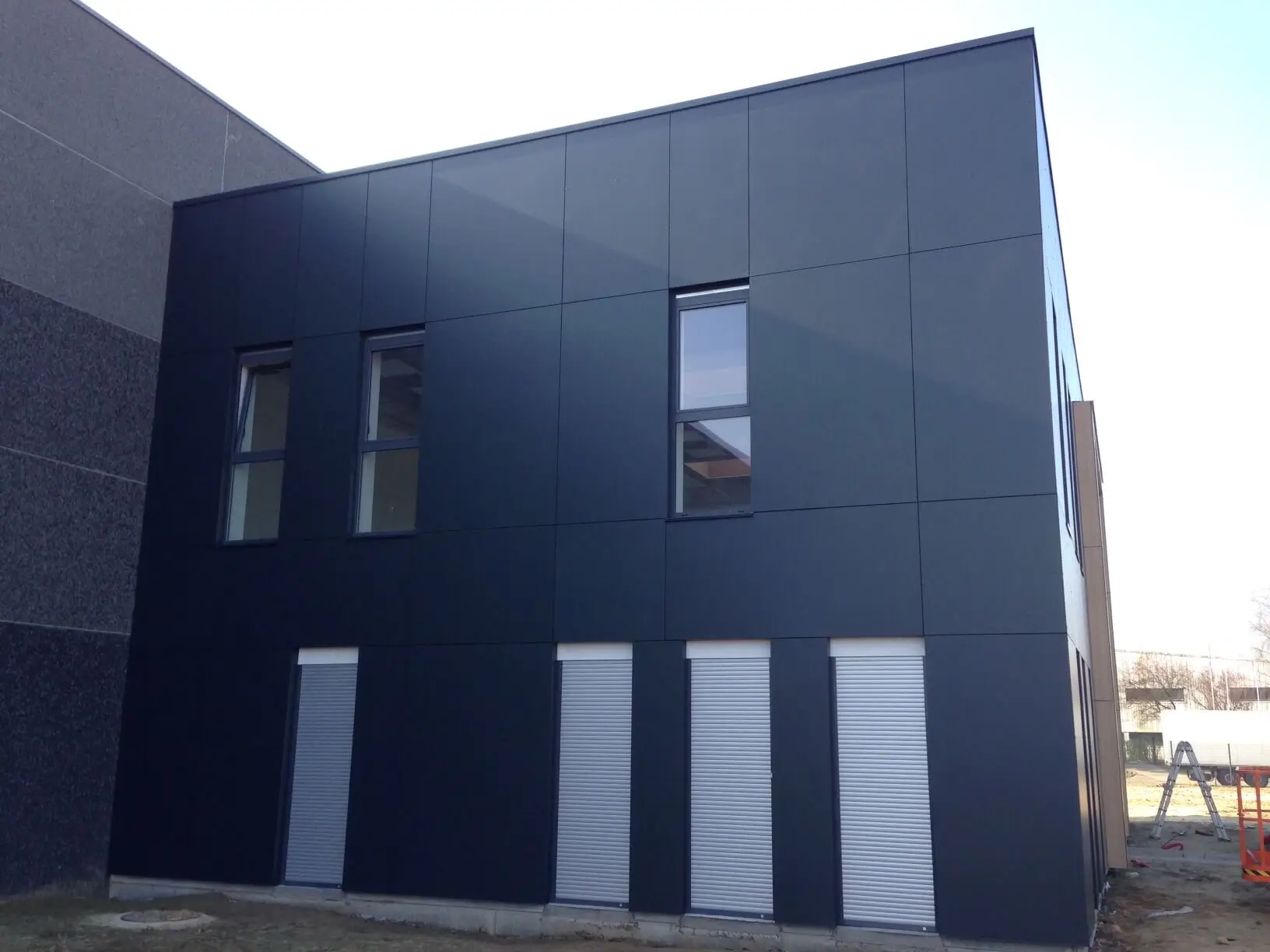 Chantier EurEquip – bardage et couverture Norétanche – photo 9