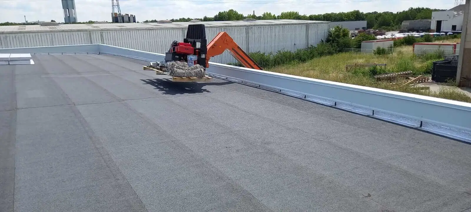 Chantier Telcomat – bardage et couverture Norétanche – photo 4