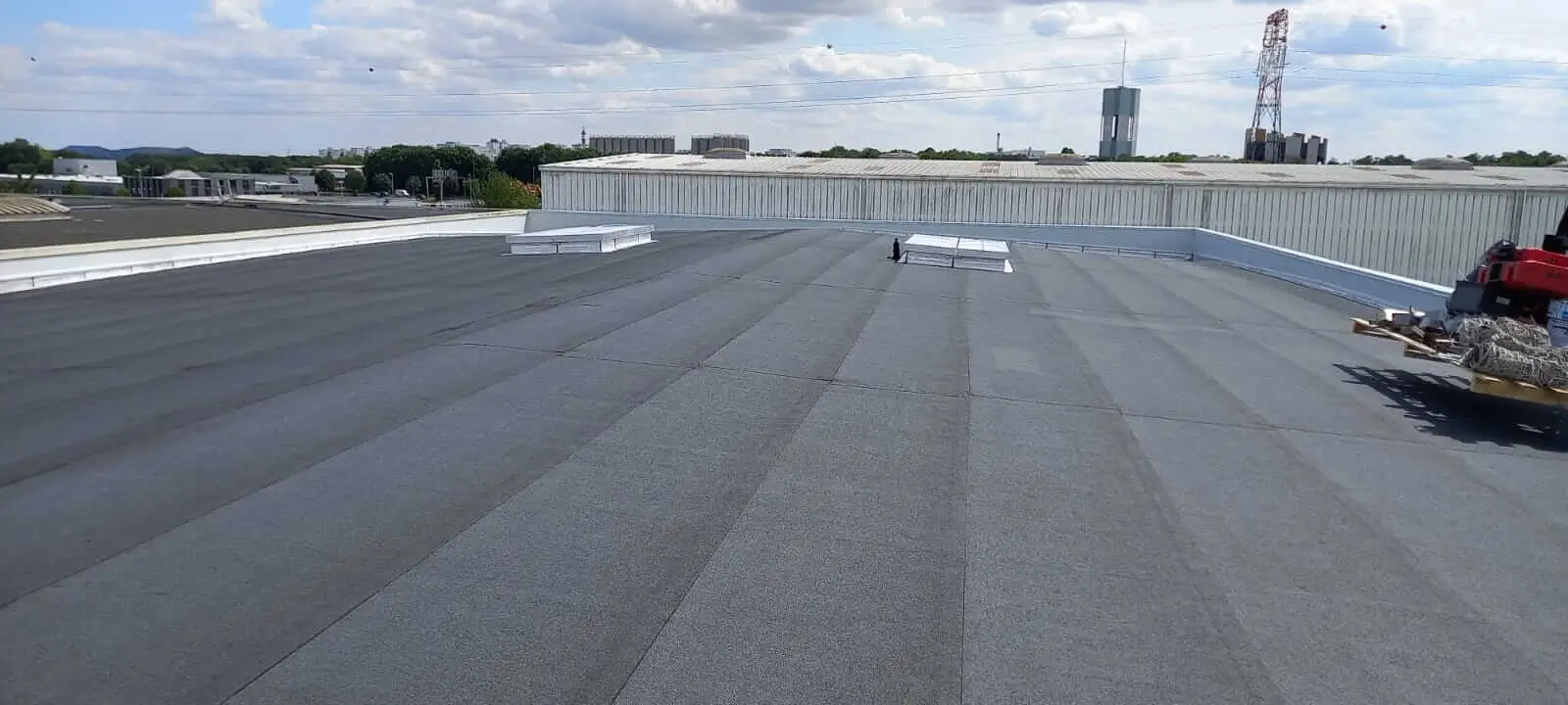 Chantier Telcomat – bardage et couverture Norétanche – photo 5