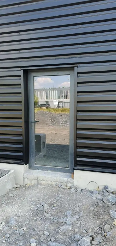 Chantier Chantier XXL Organisation – bardage et couverture Norétanche – photo 51