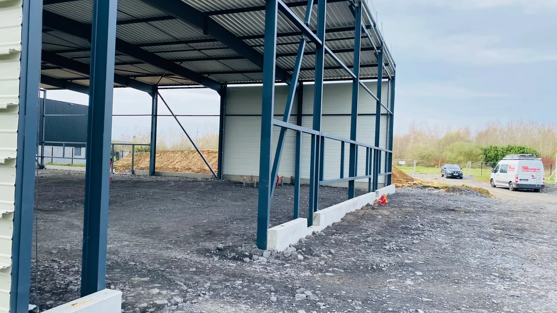 Chantier Chantier XXL Organisation – bardage et couverture Norétanche – photo 9